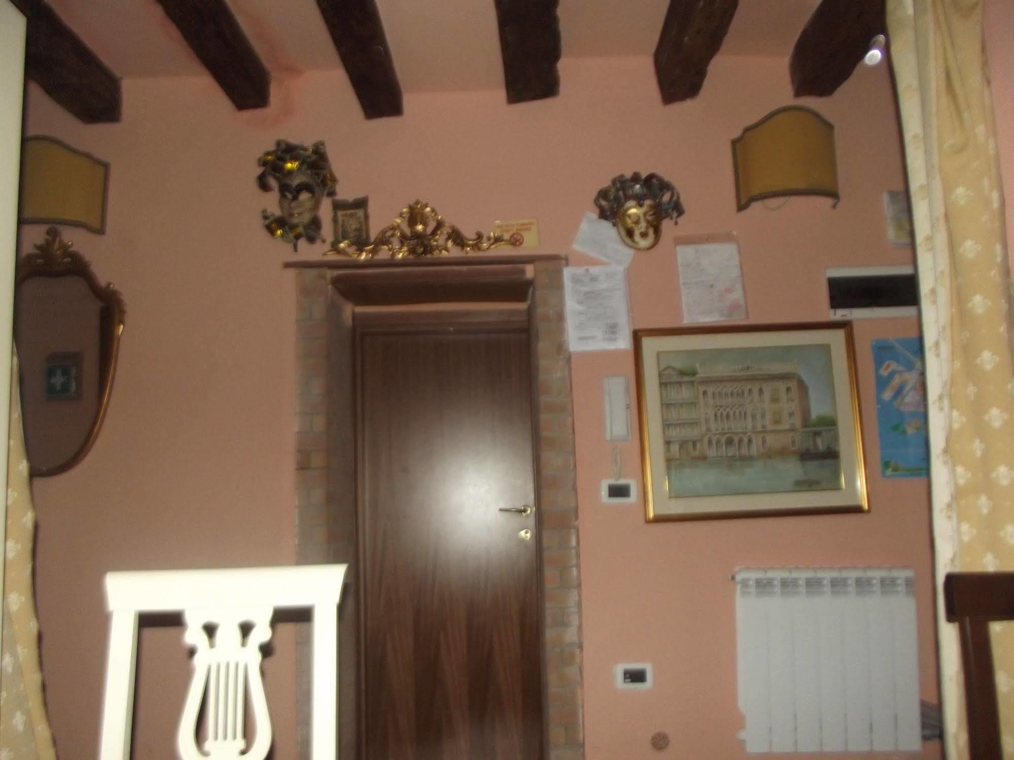 Bed & Breakfast Alloggi Serena Venedig